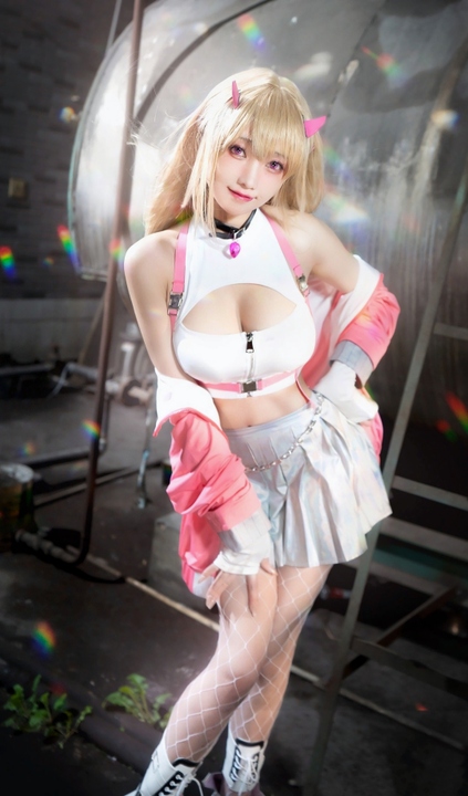 走路摇zly-NO.015 nikke胜利女神 毒蛇.jpg